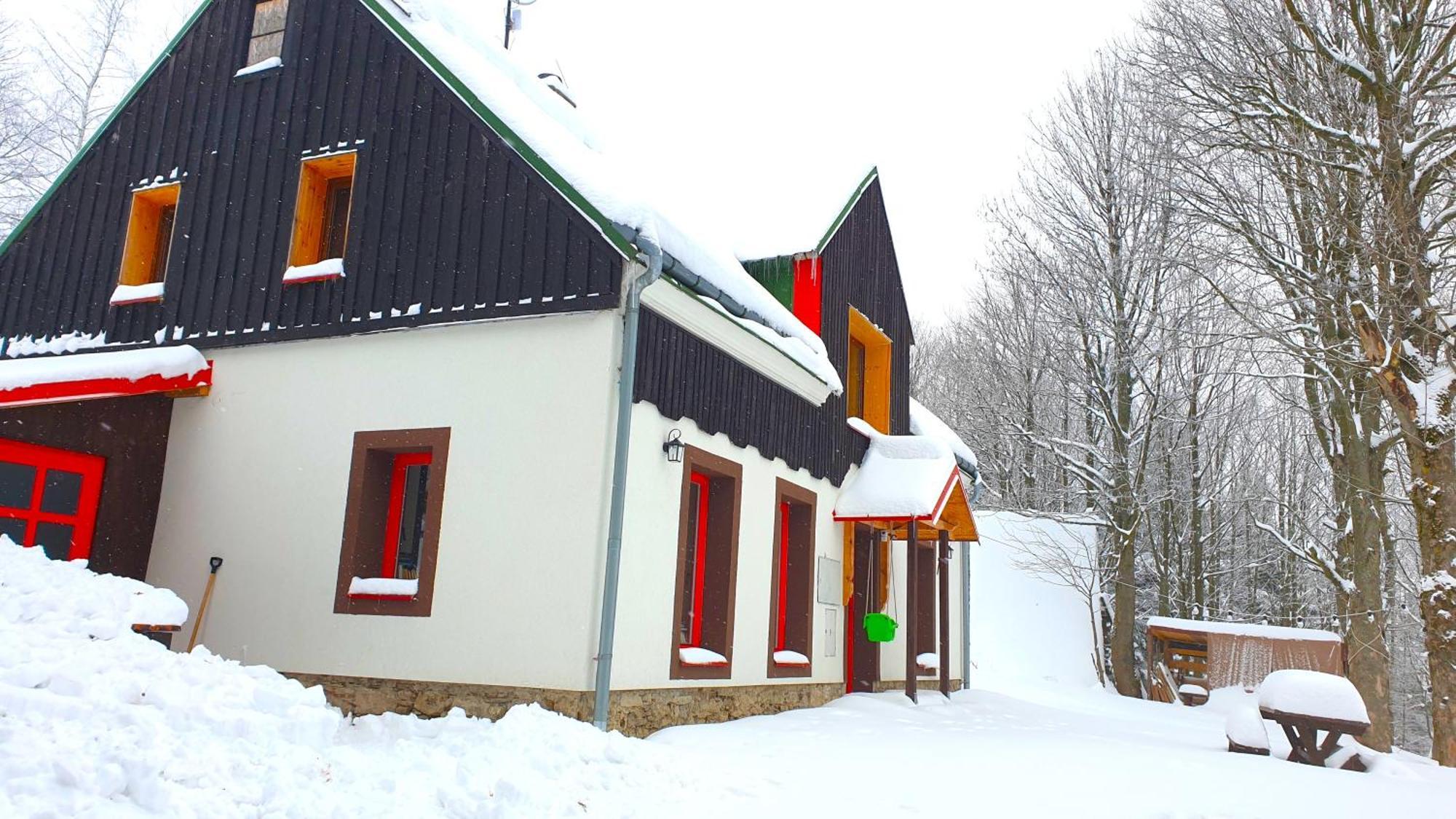 Five Maple Home For Families And Wild Nature Lovers Medenec المظهر الخارجي الصورة